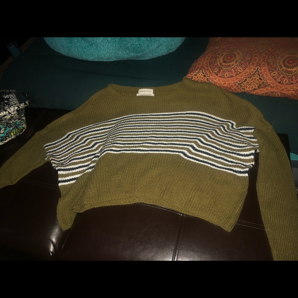 Women’s urban outfitters sweater